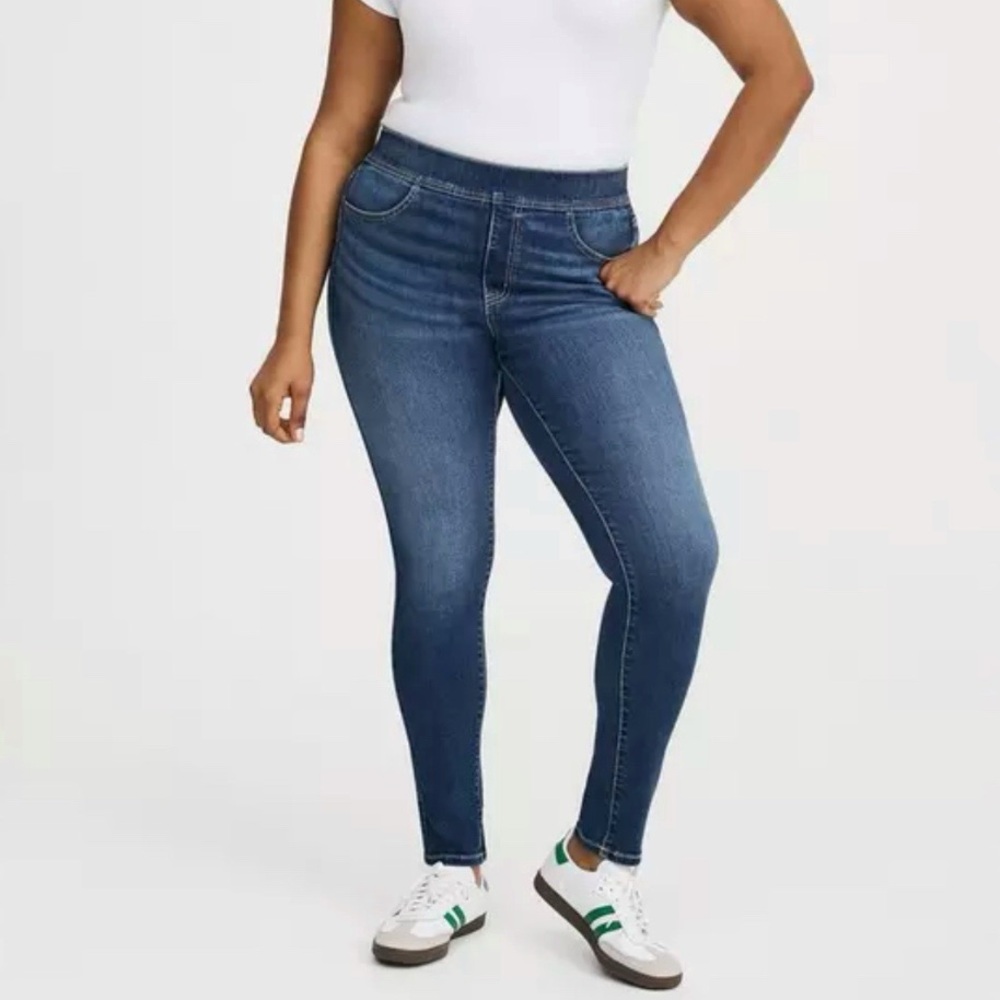Torrid Lean Jean super soft blue skinny jeans Jegging size 18 1X regular